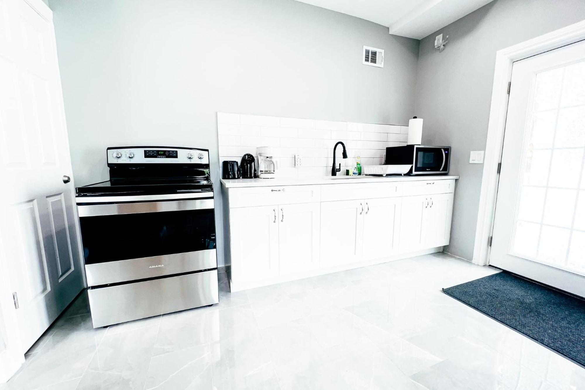 2 Homes, 1 Stay-7Br Niagara Falls Compound Exteriör bild