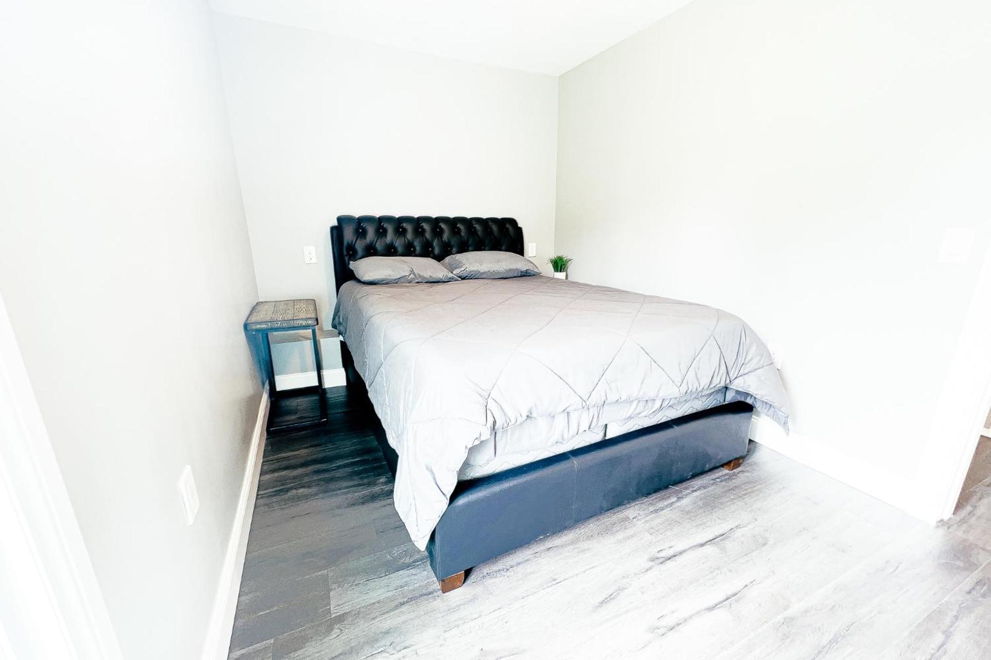 2 Homes, 1 Stay-7Br Niagara Falls Compound Exteriör bild