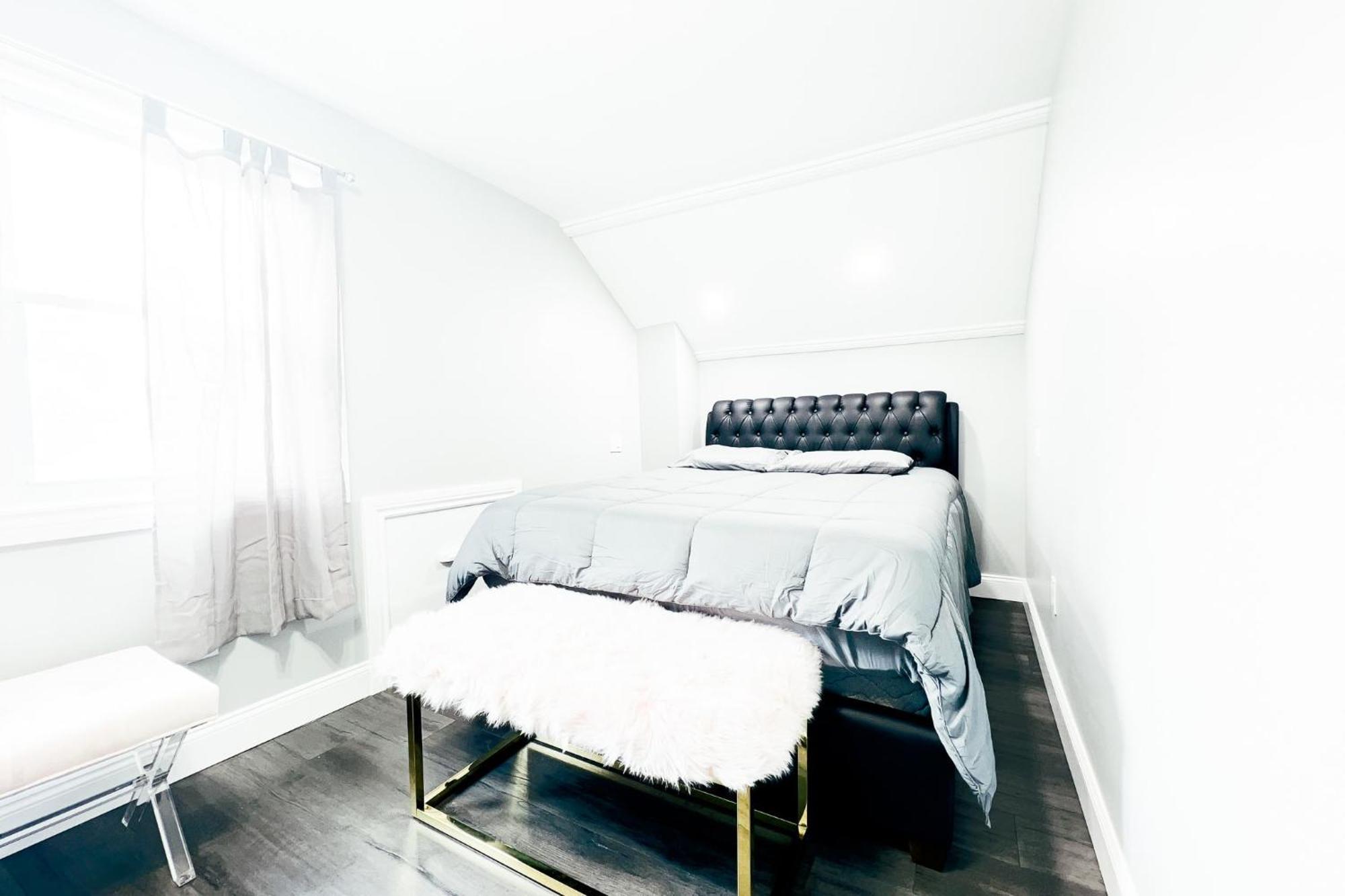 2 Homes, 1 Stay-7Br Niagara Falls Compound Exteriör bild
